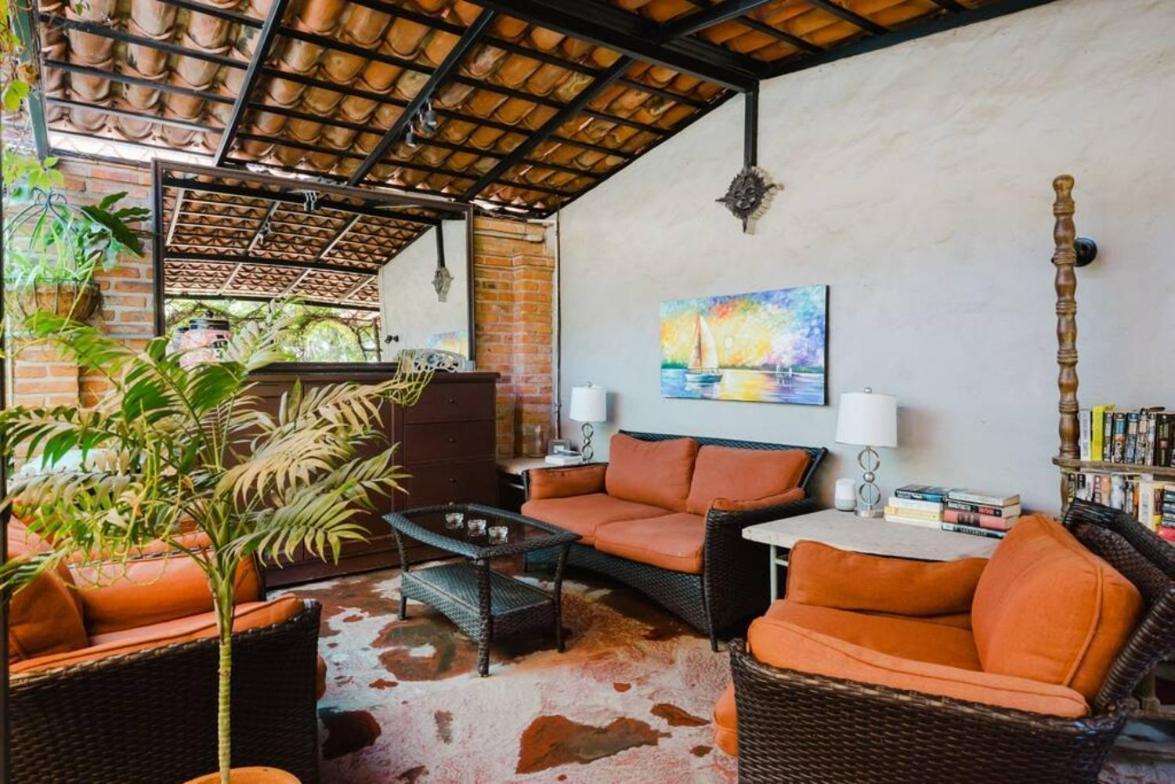 Enjoy Ac In The Queen'S Suite At Inn Ajijic Exterior foto