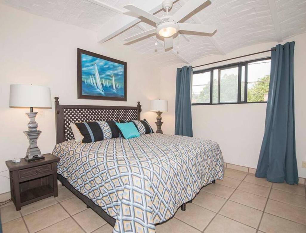 Enjoy Ac In The Queen'S Suite At Inn Ajijic Exterior foto
